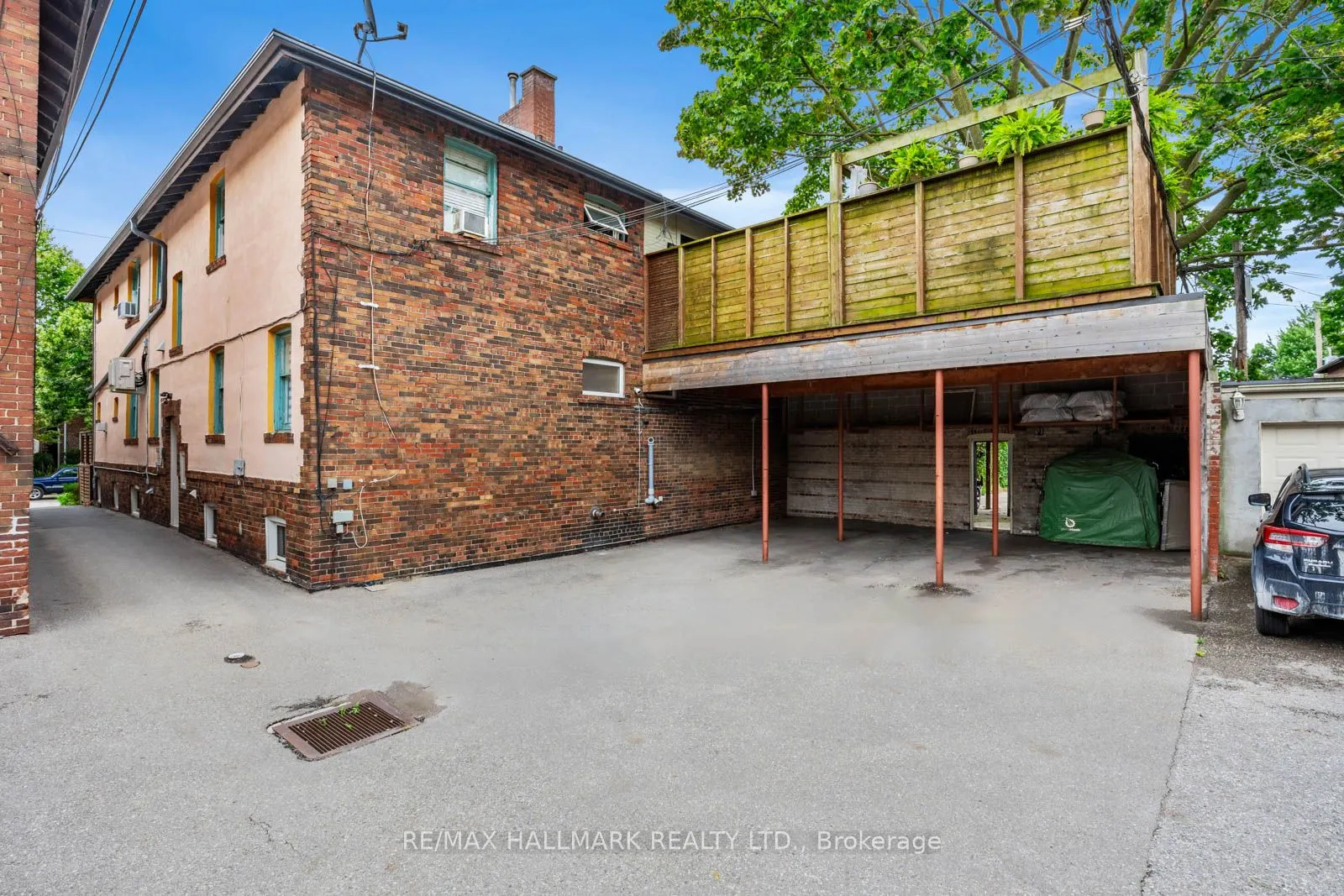 24 Hammersmith Avenue, #Main