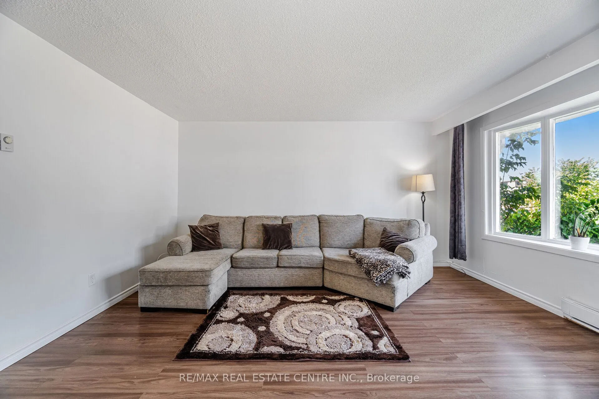 244 Kinmount Crescent