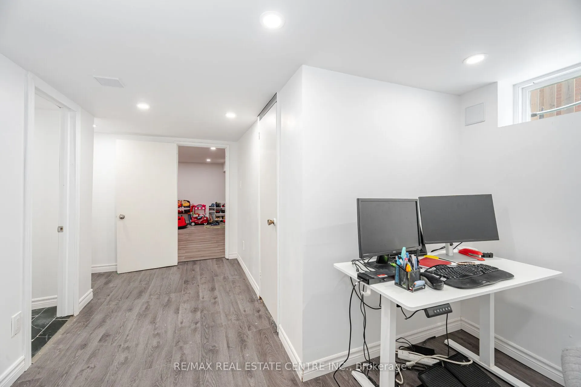 244 Kinmount Crescent