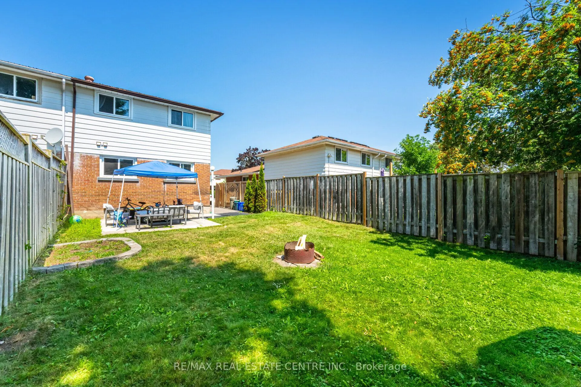 244 Kinmount Crescent