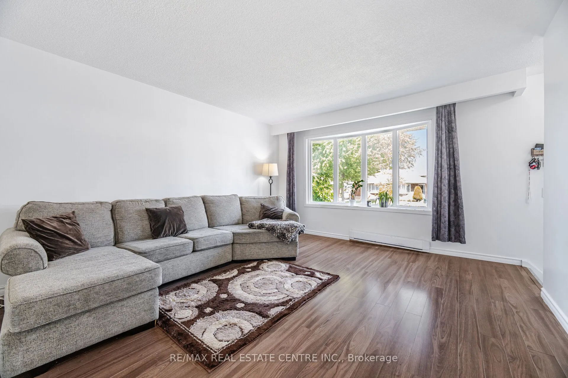 244 Kinmount Crescent