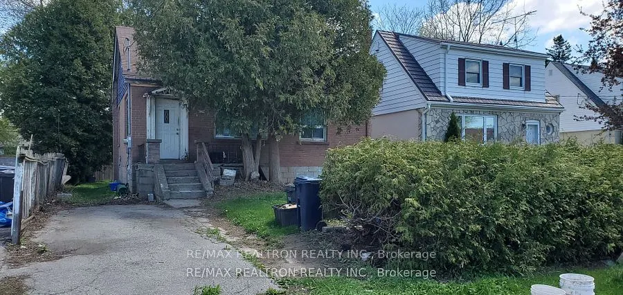 101 Harewood Avenue