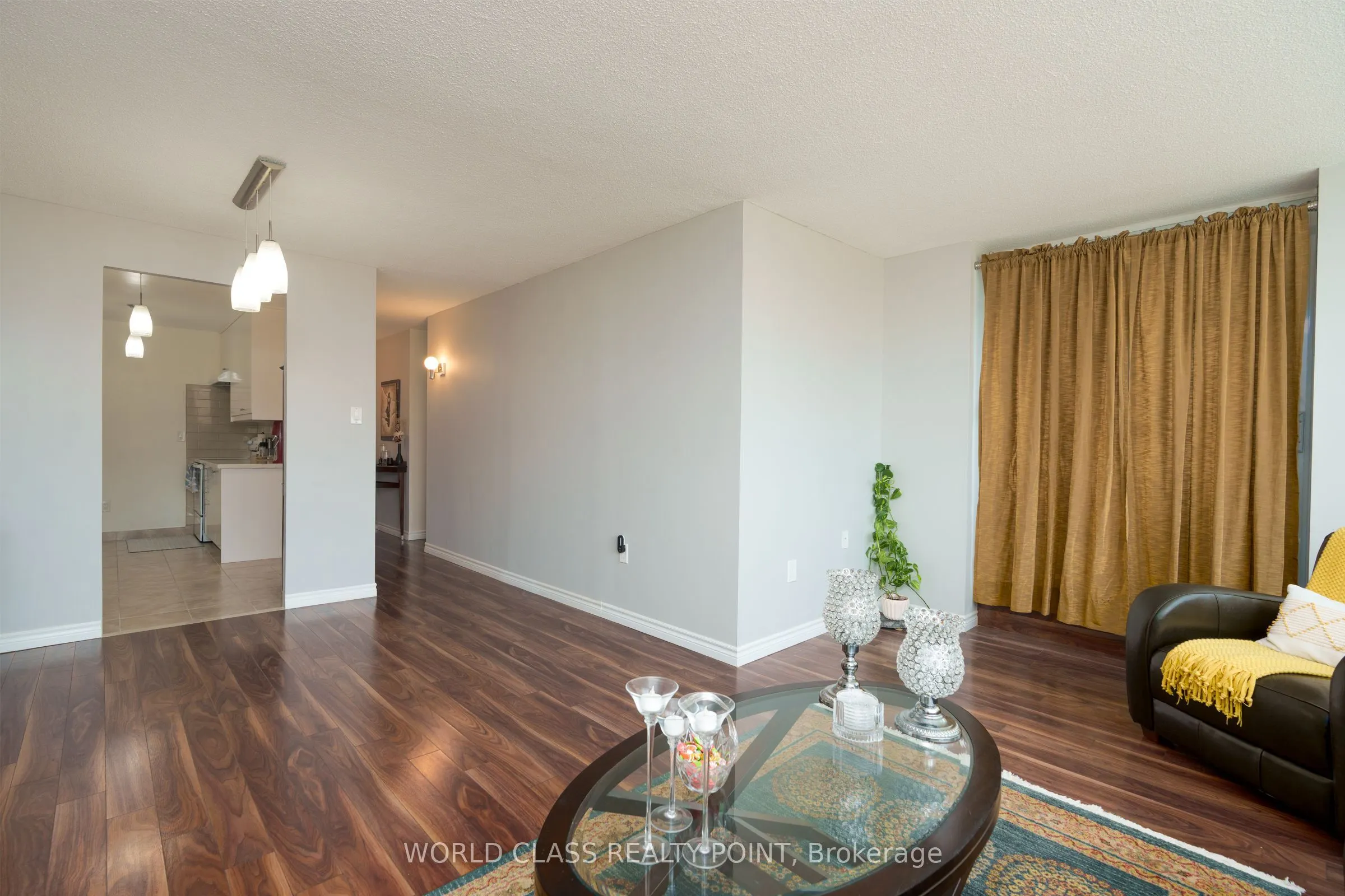 121 Ling Road, #1406