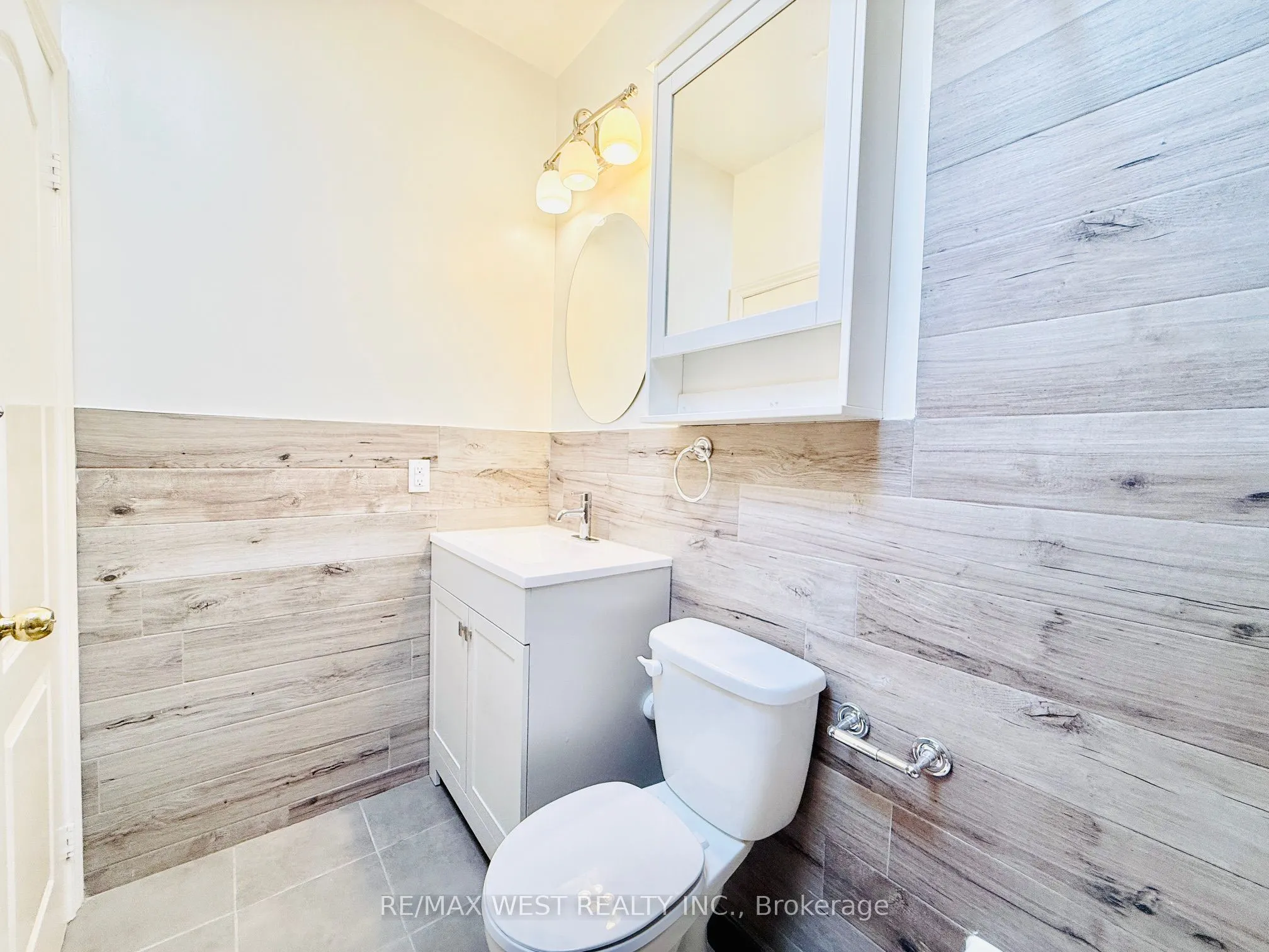 2097 Danforth Avenue, #1
