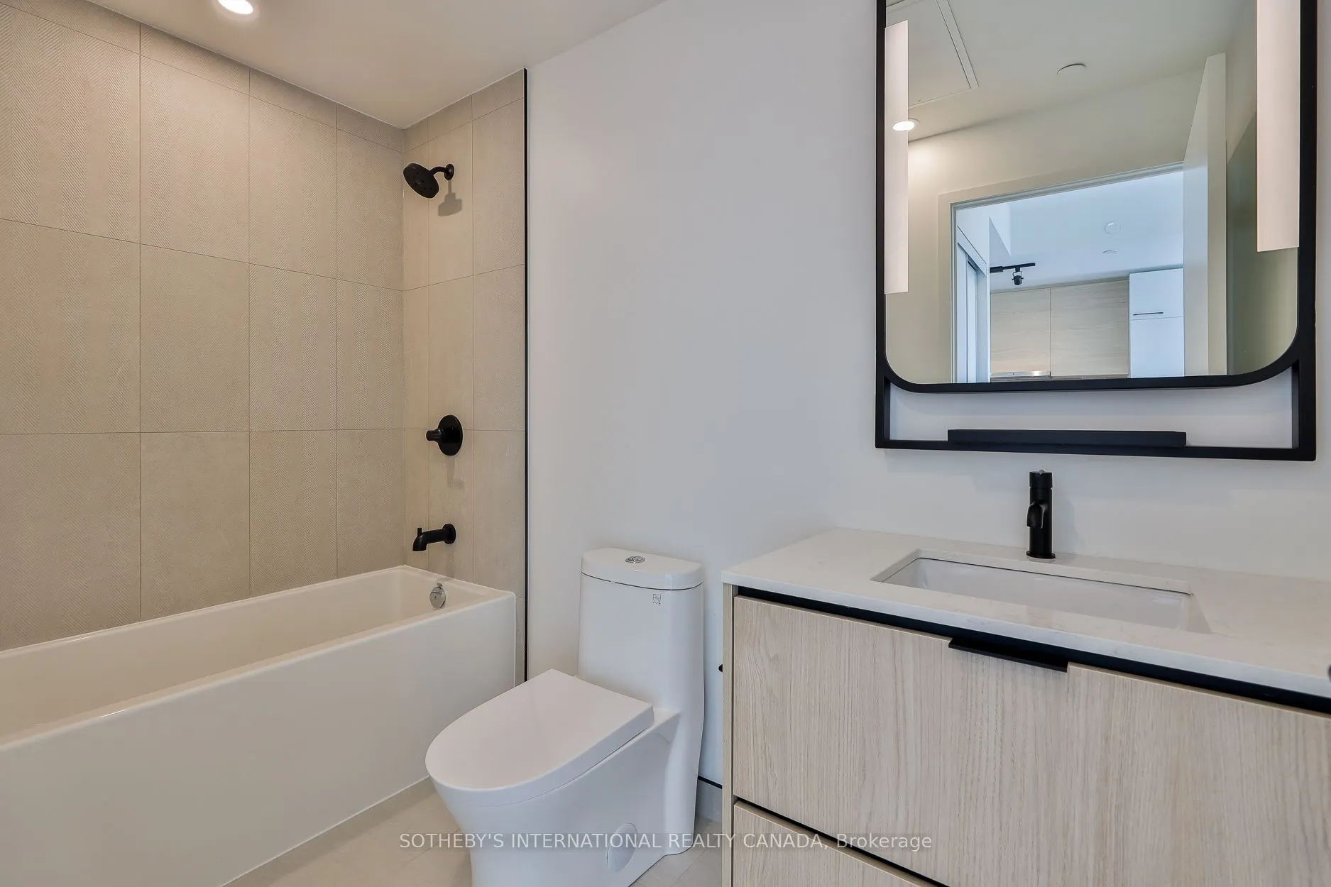 1050 Eastern Avenue, #514