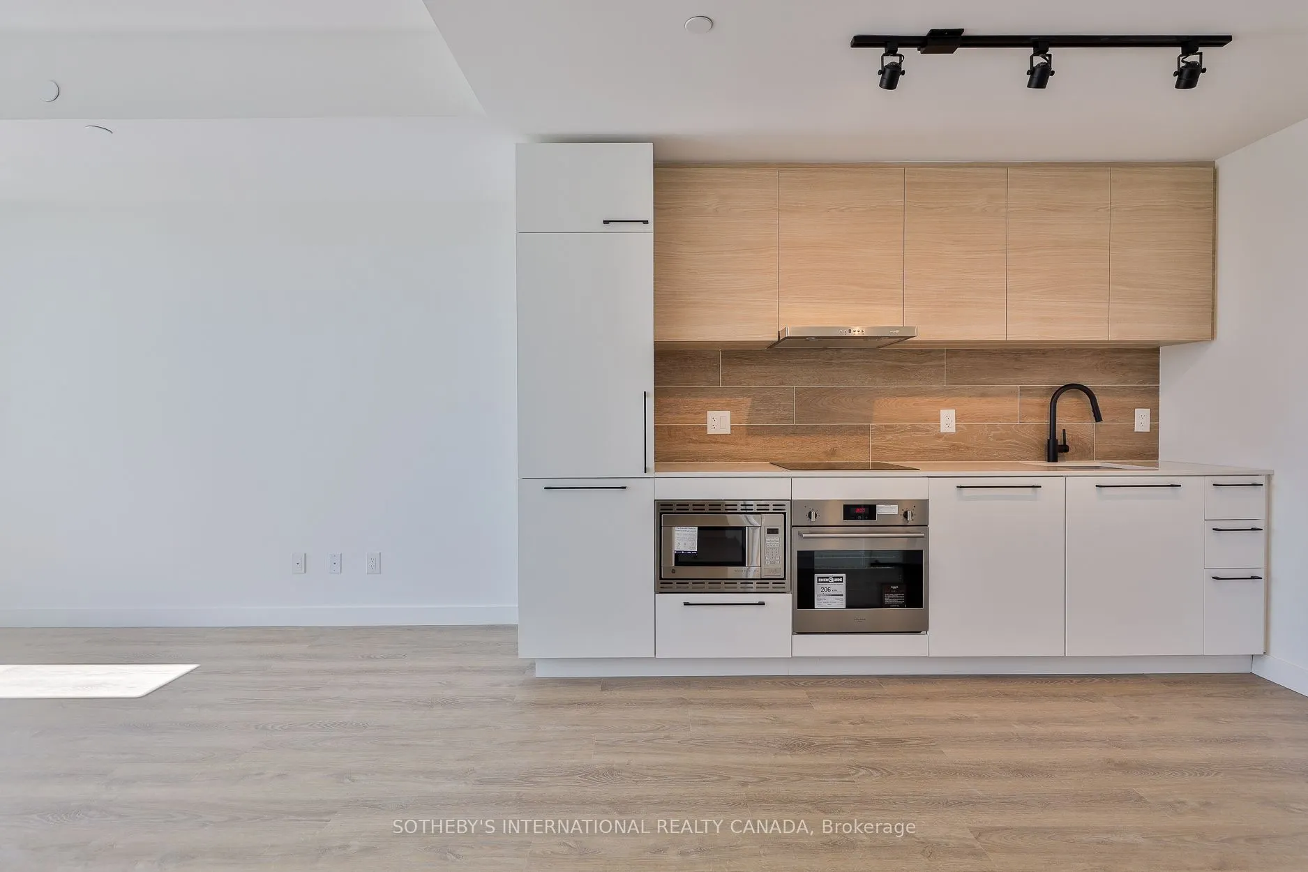 1050 Eastern Avenue, #514