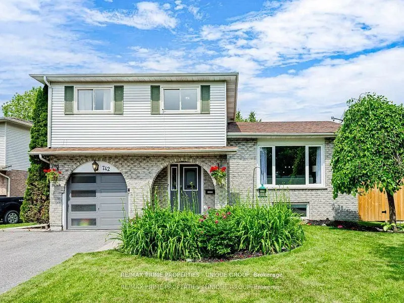 742 Greenbriar Drive