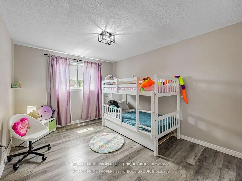 742 Greenbriar Drive