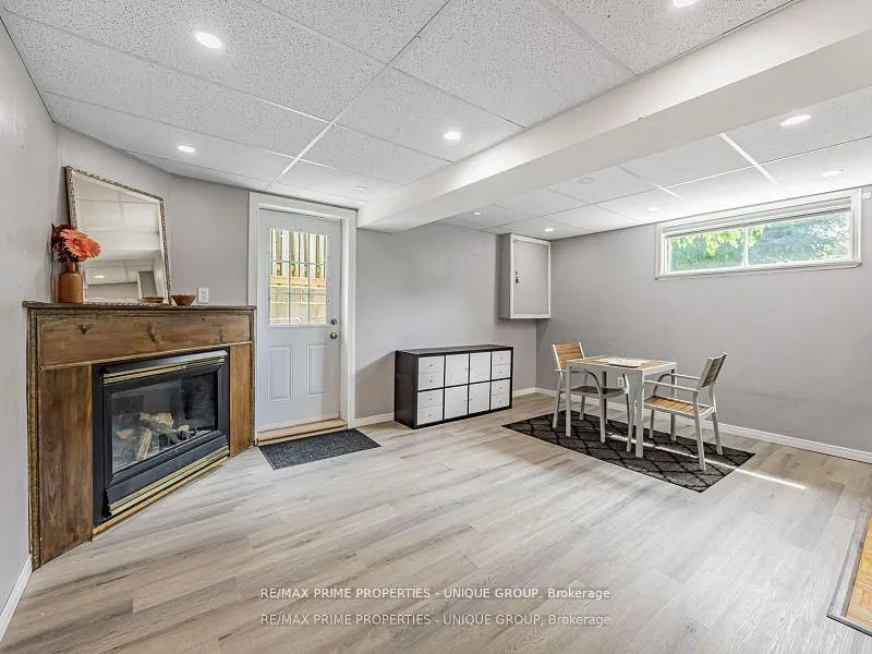 742 Greenbriar Drive