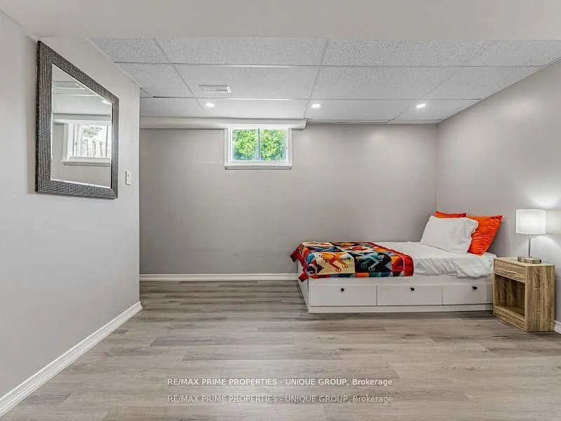 742 Greenbriar Drive