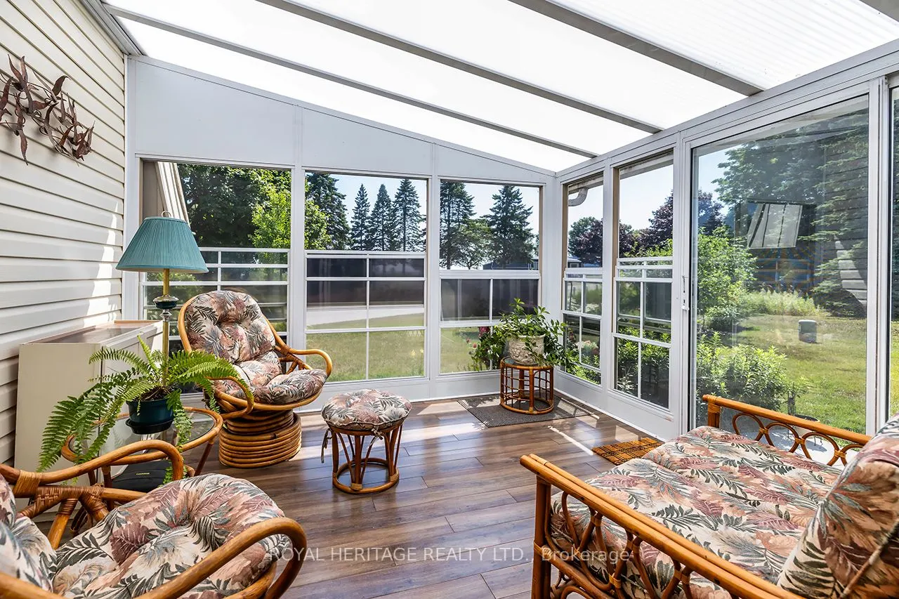 38 Bluffs Road E