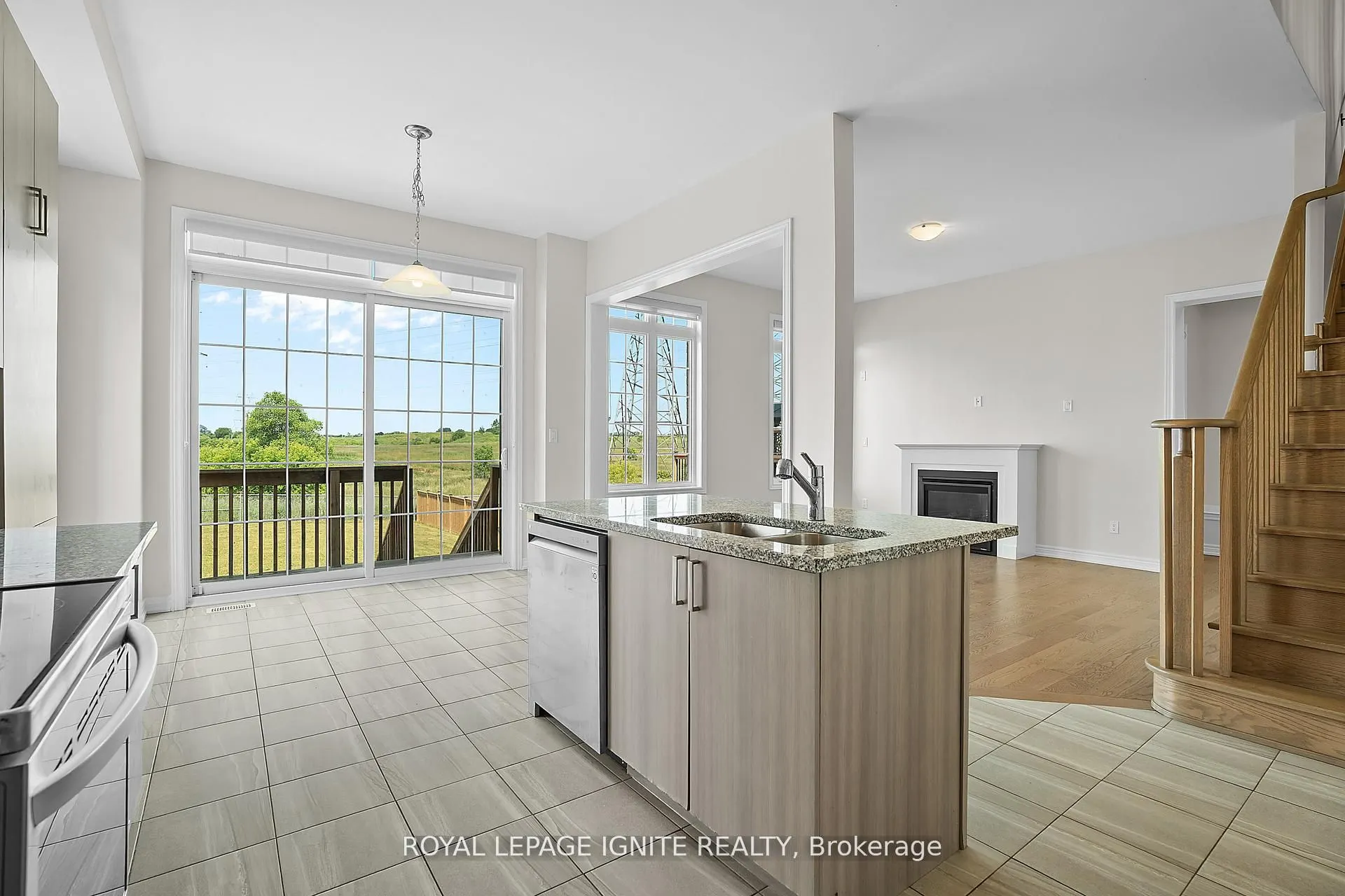 2592 Craftsman Drive