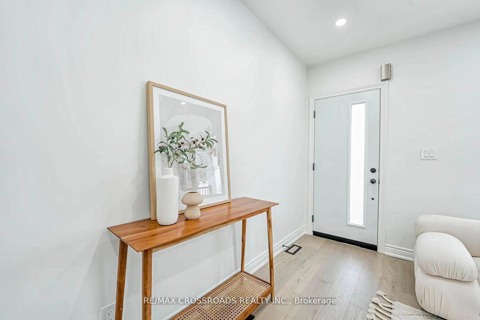 548 Glebeholme Boulevard