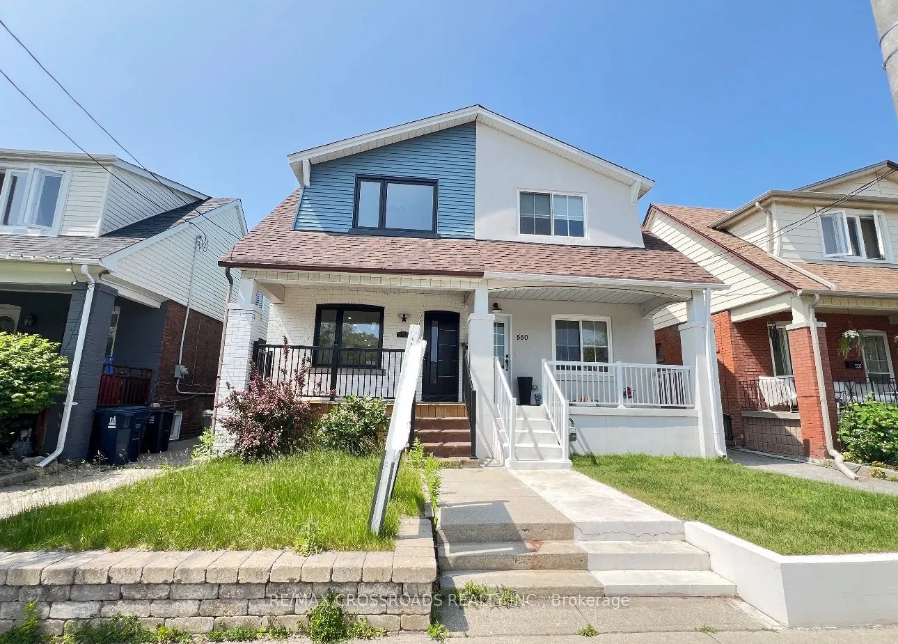548 Glebeholme Boulevard