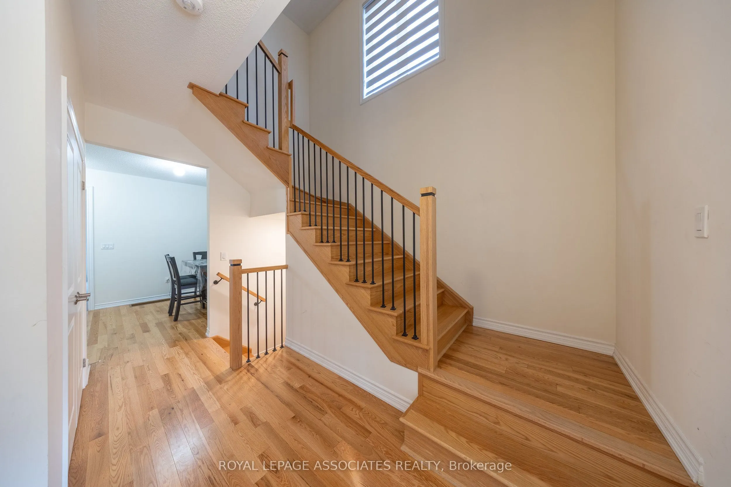2529 Athena Path