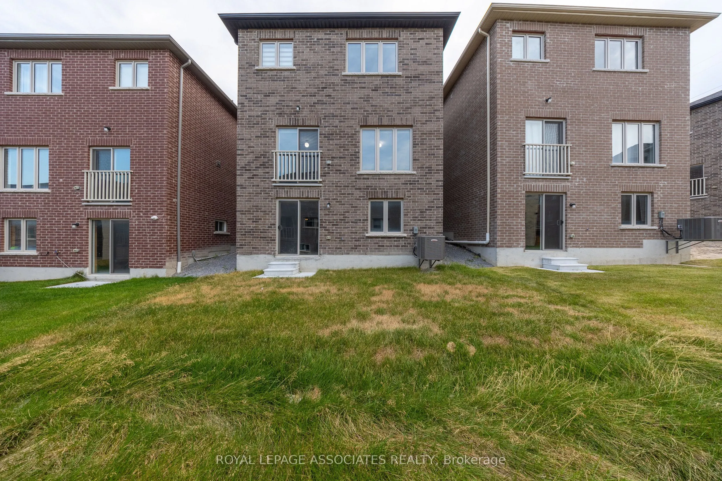 2529 Athena Path