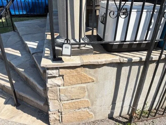 307 Glebemount ( Bsmt ) Avenue, #Bsmt