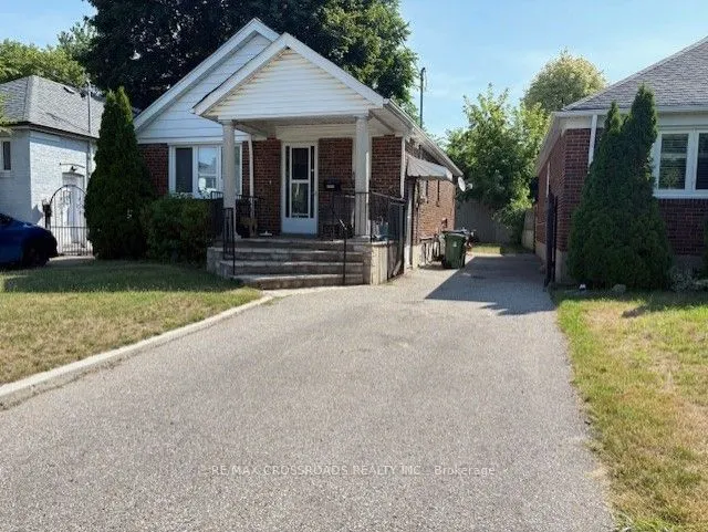 307 Glebemount ( Bsmt ) Avenue, #Bsmt