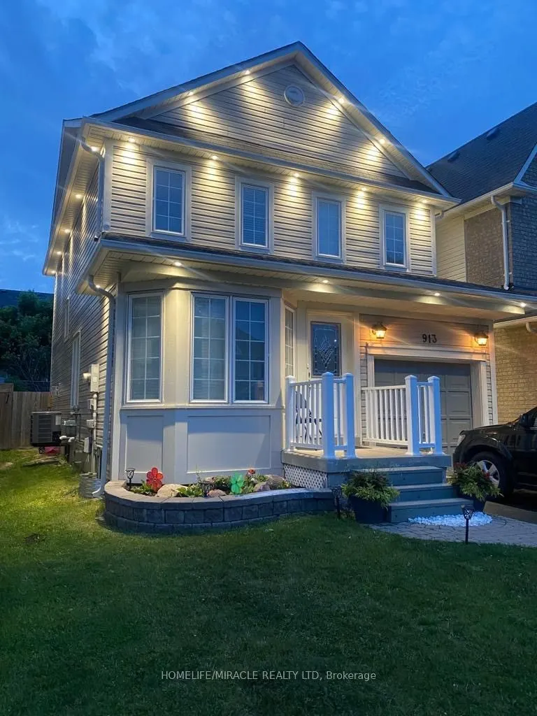 913 Taggart Crescent