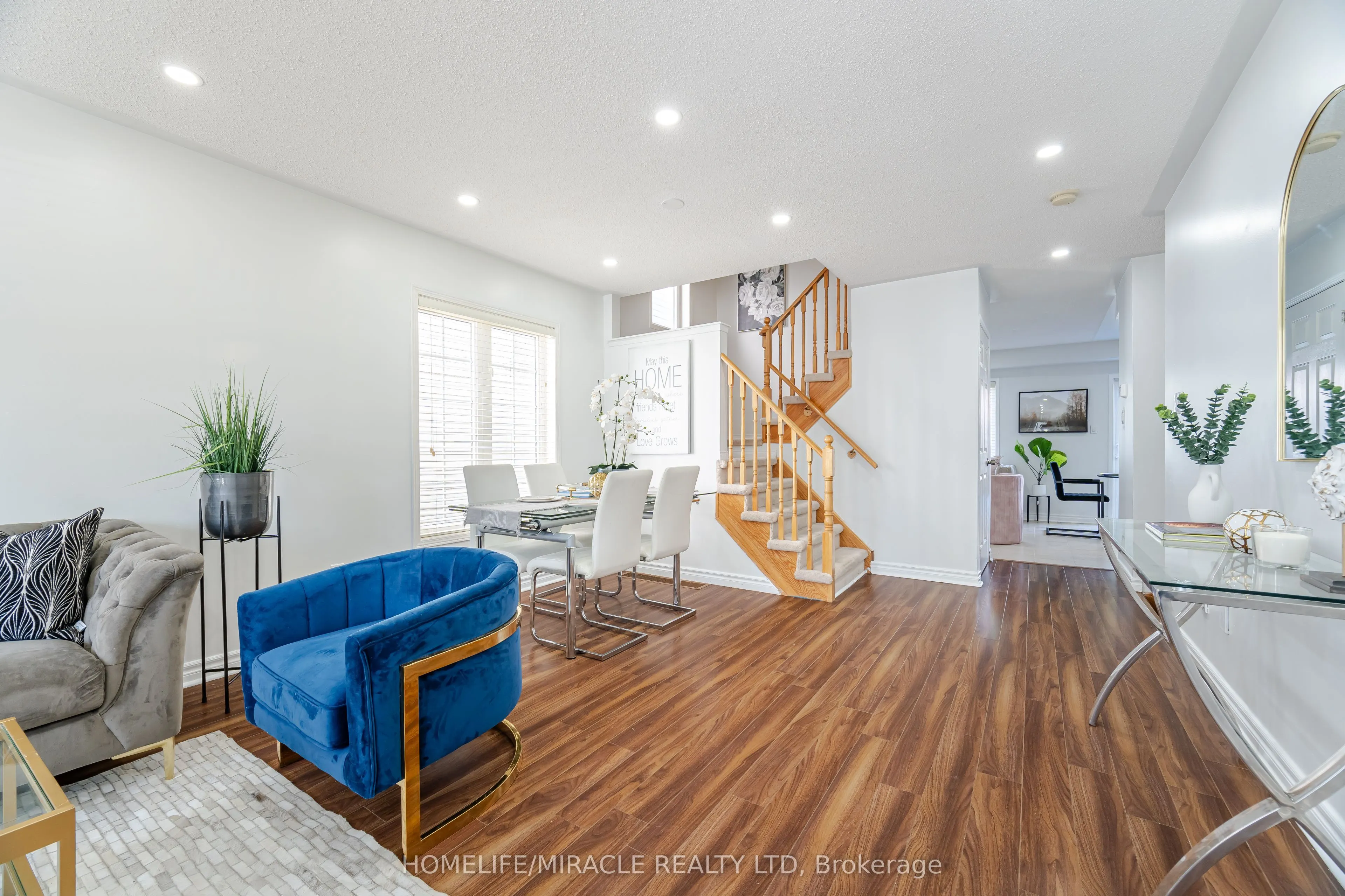 913 Taggart Crescent