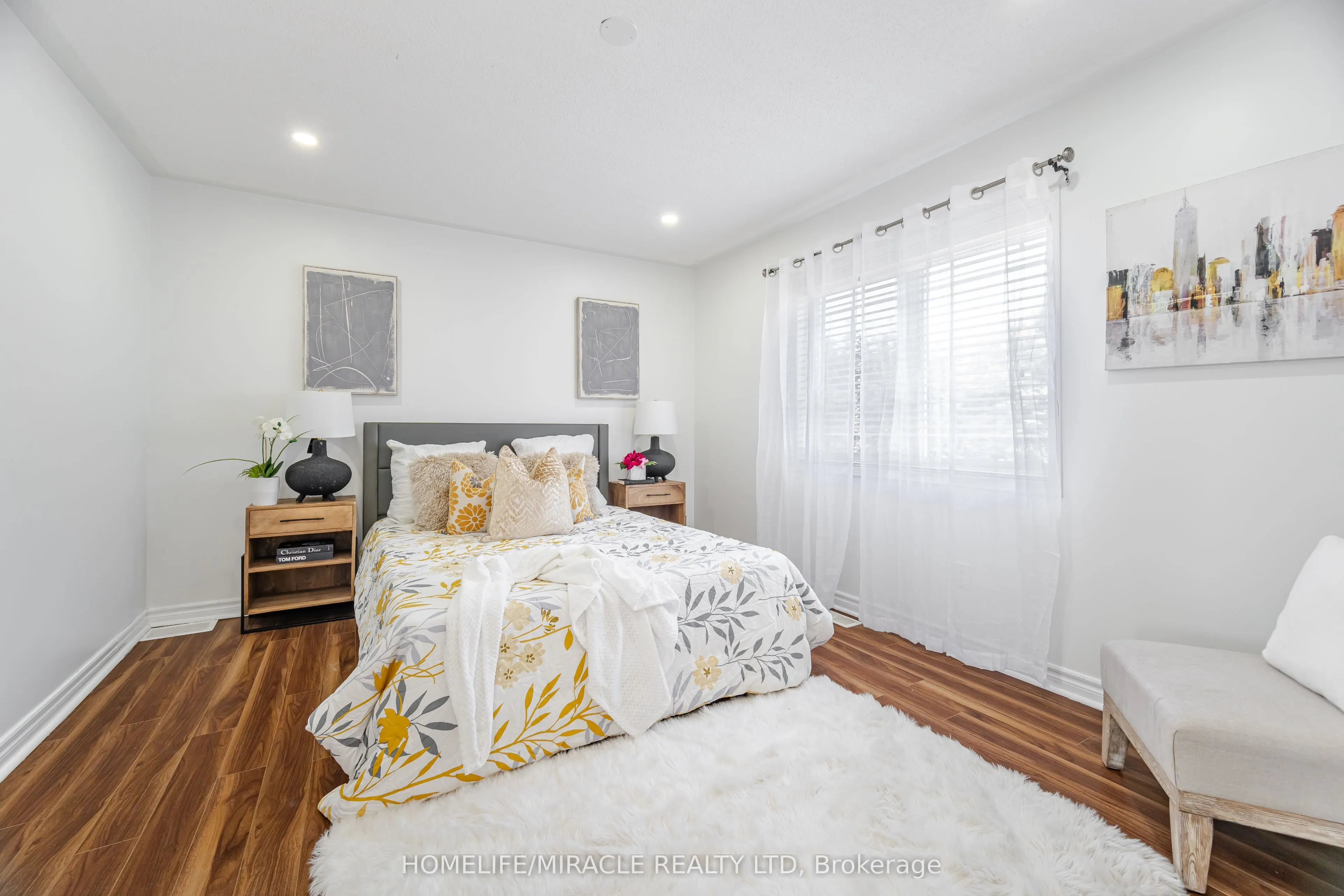 913 Taggart Crescent