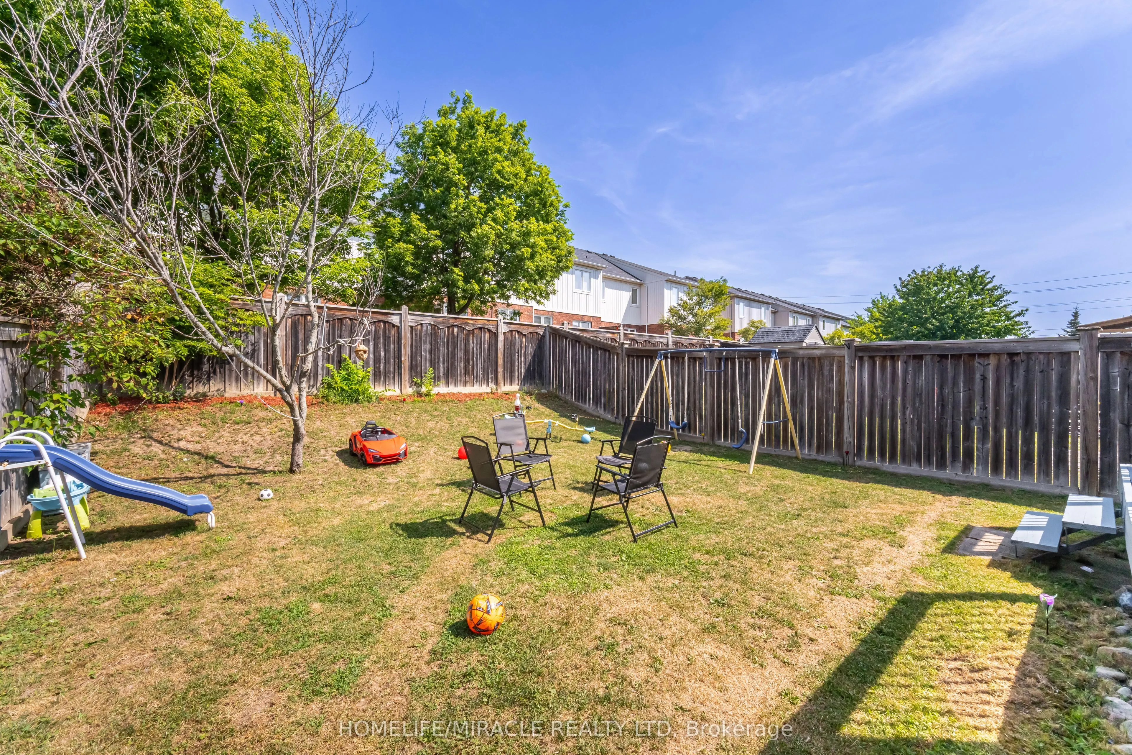 913 Taggart Crescent