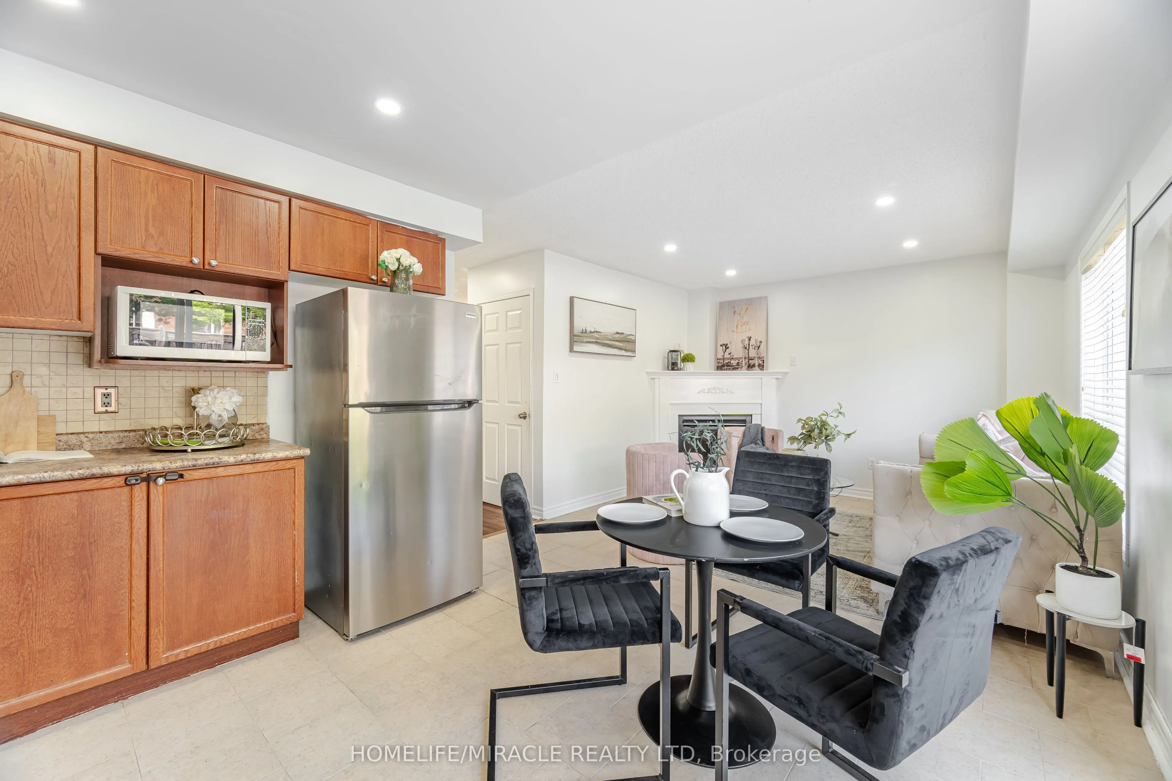 913 Taggart Crescent
