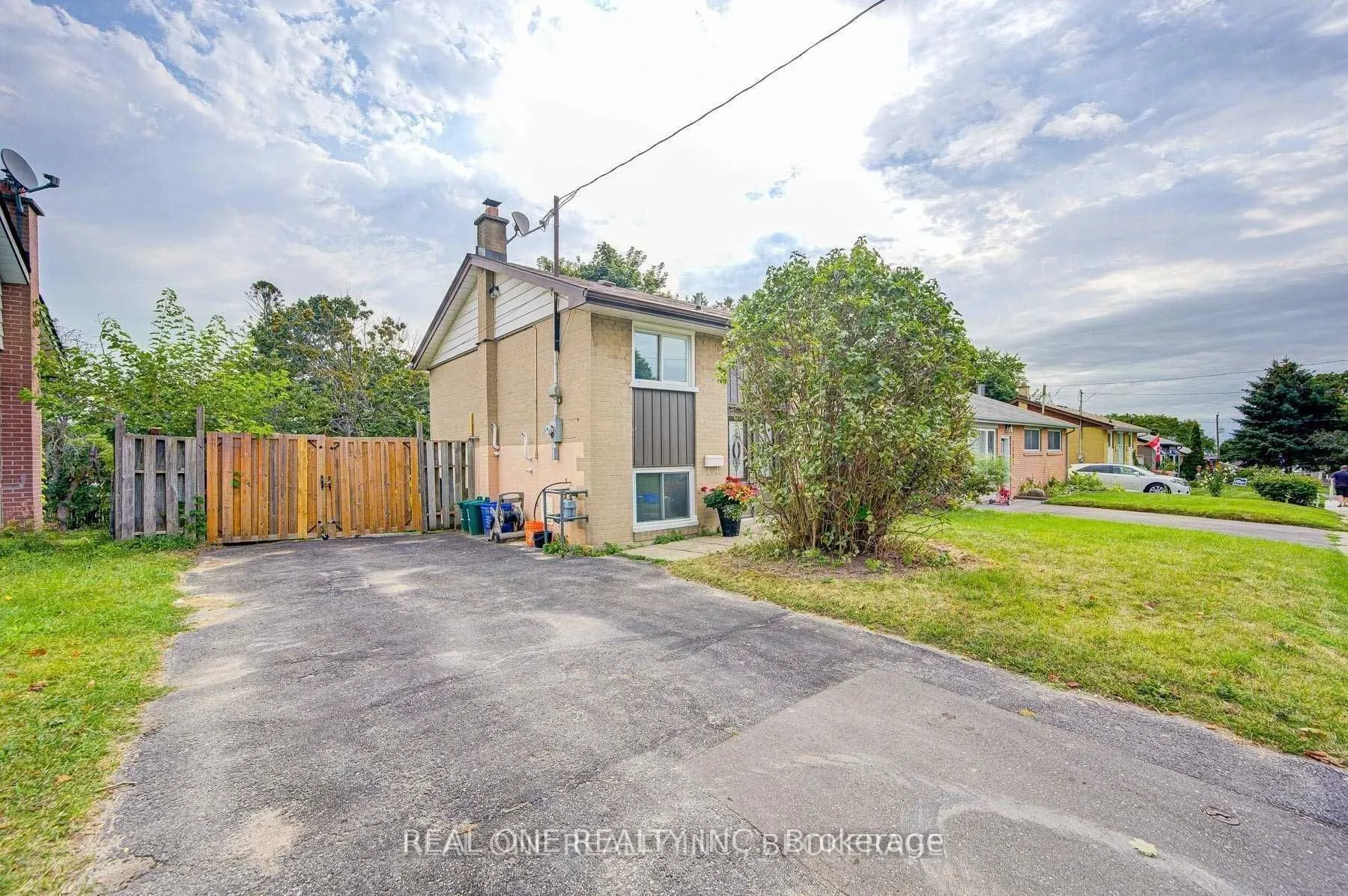 1517 Oxford Road