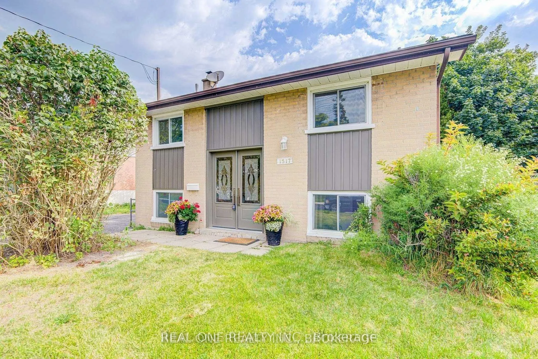 1517 Oxford Road