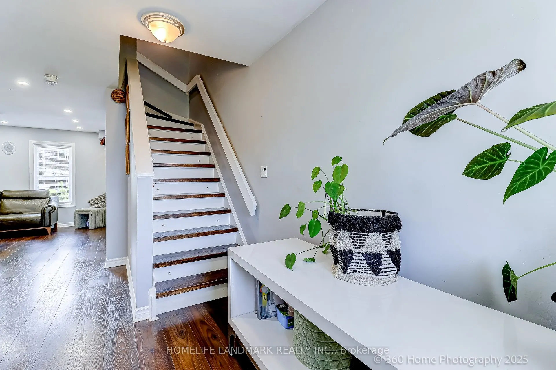 361 Birchmount Road, #3