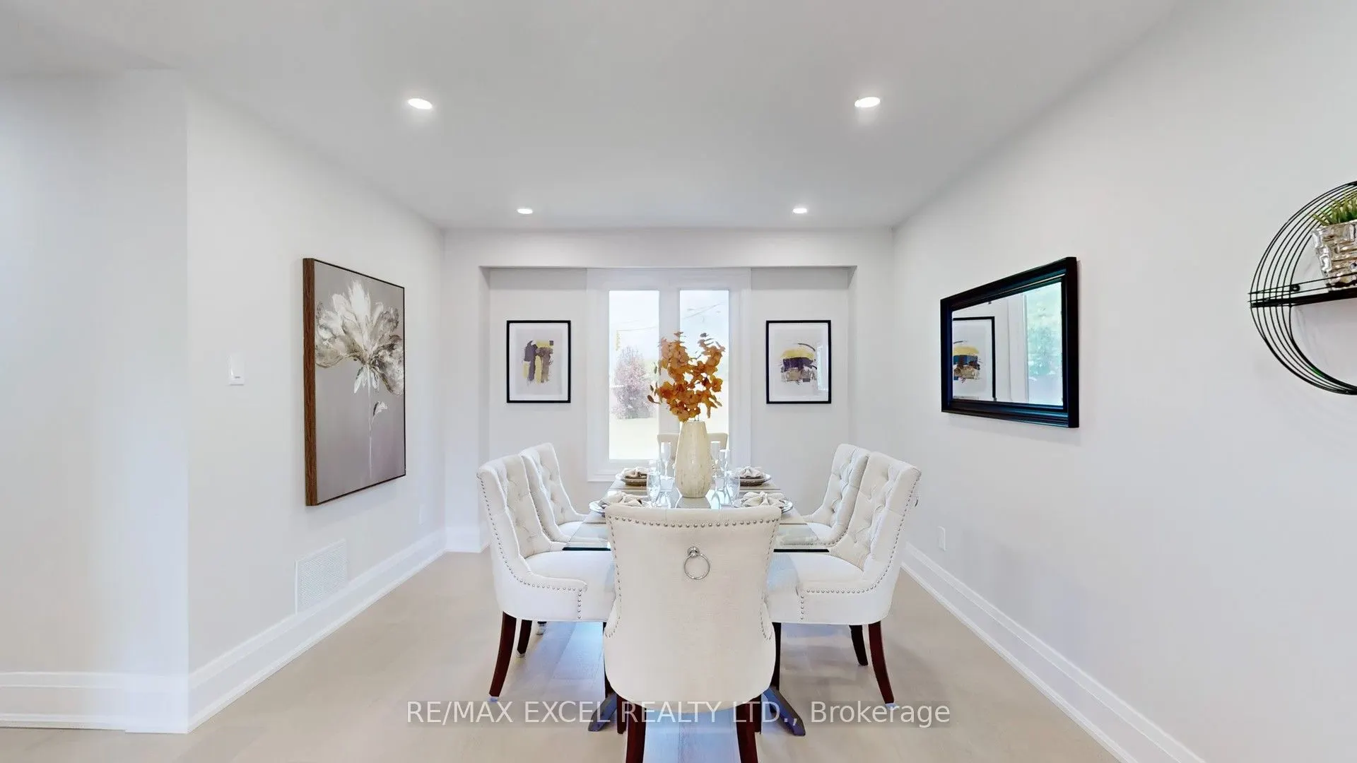 80 Eagleview Crescent