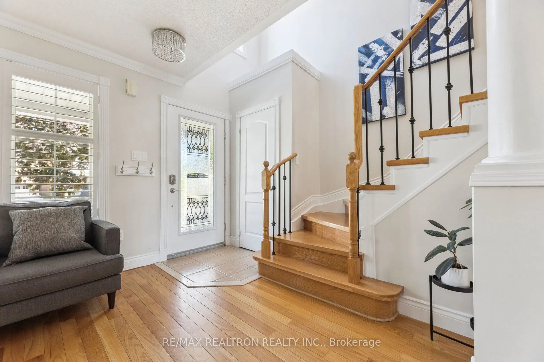 33 Lilley Avenue