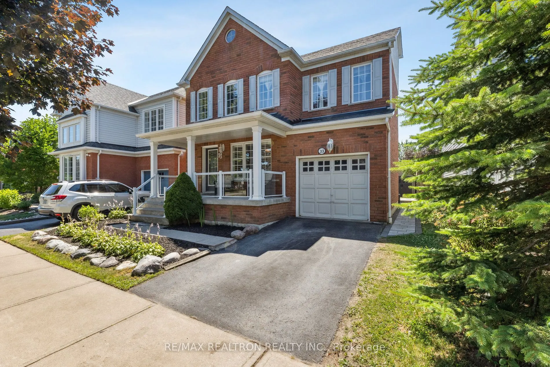 33 Lilley Avenue