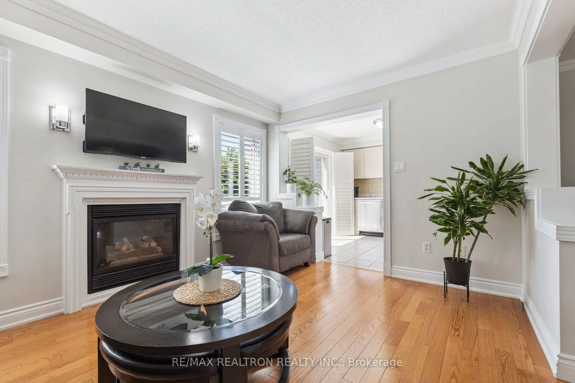 33 Lilley Avenue