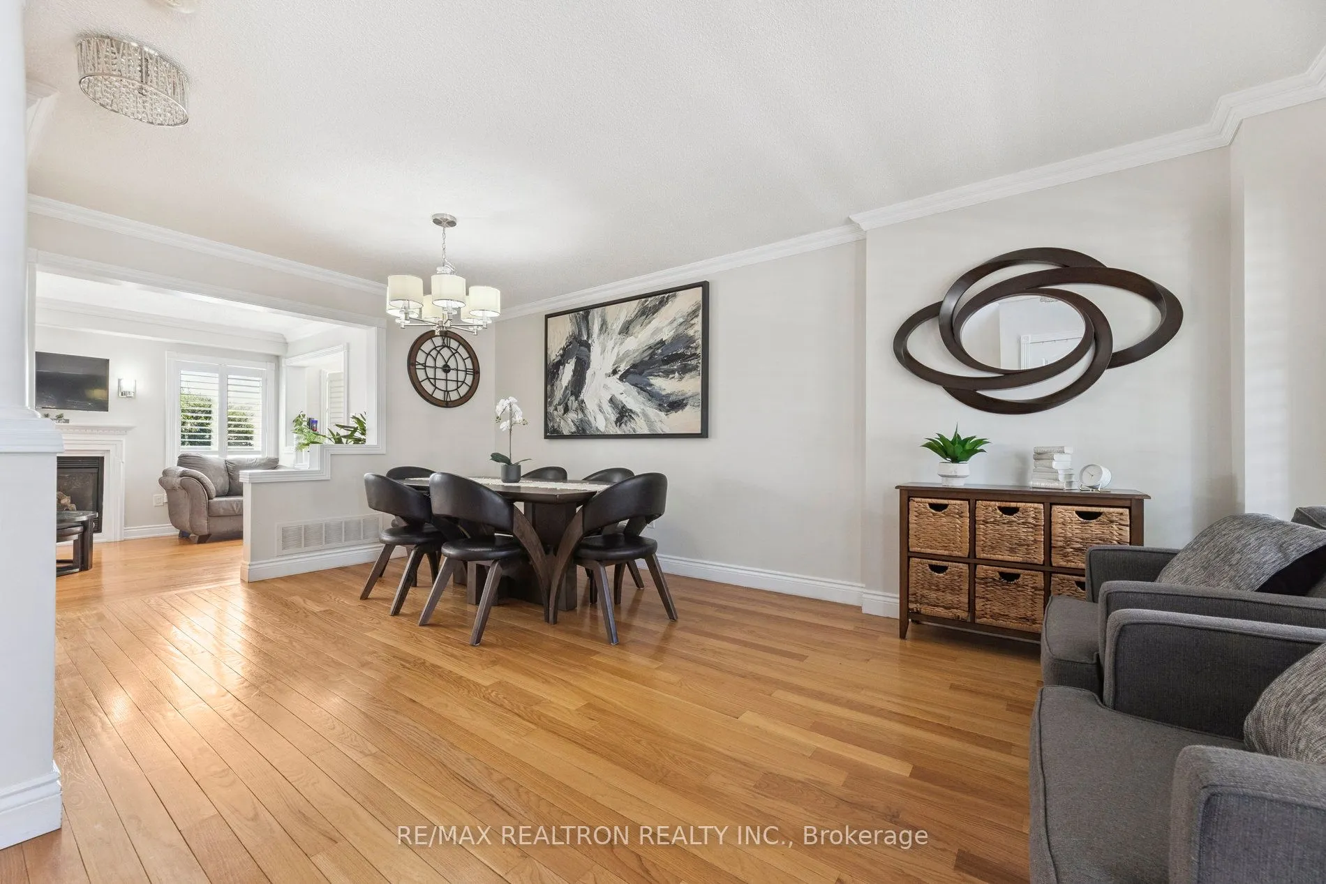 33 Lilley Avenue