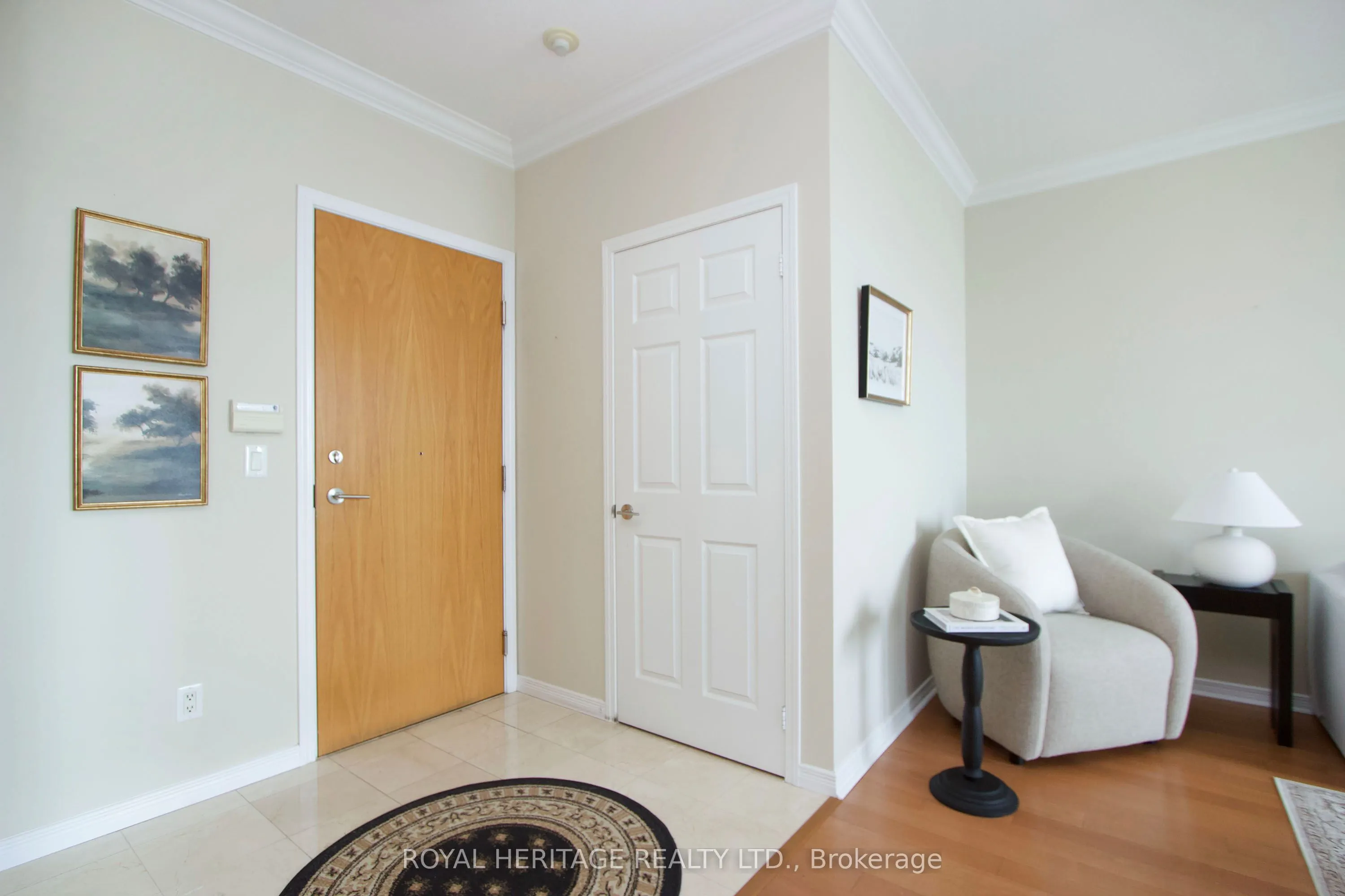 340 Watson St Street W, #1209