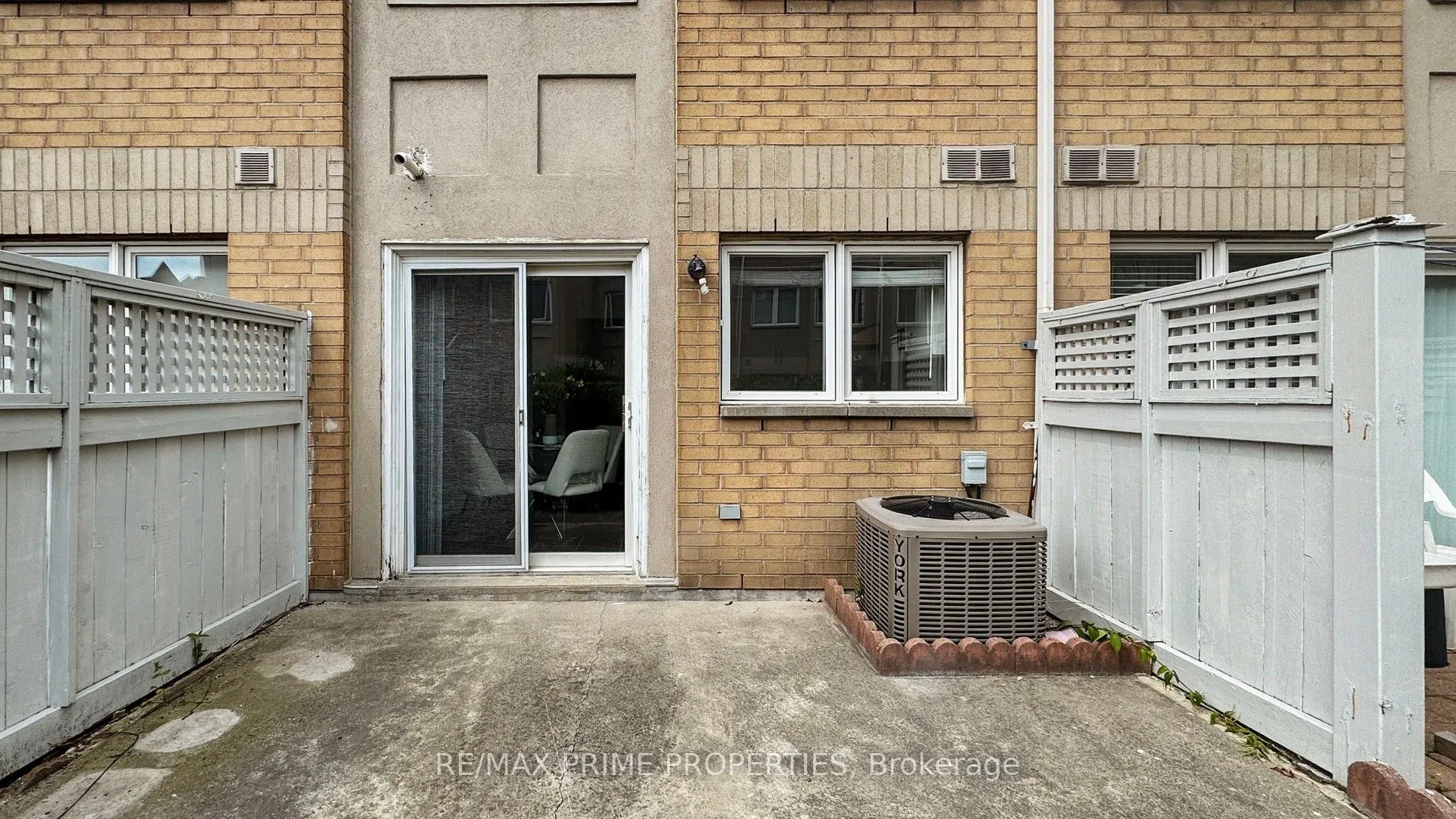 19 Rosebank Drive, #205