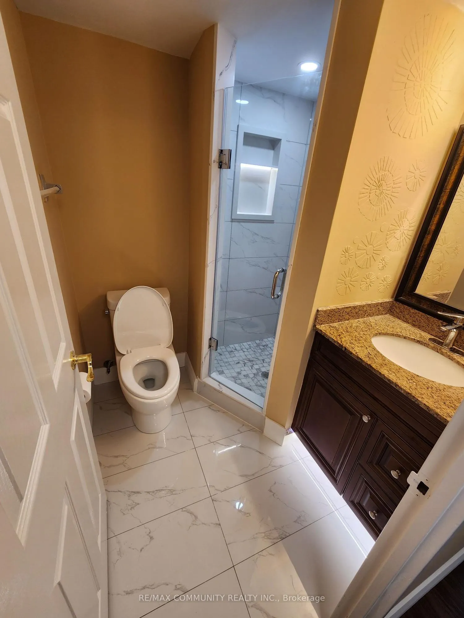 4727 Sheppard Avenue, #804