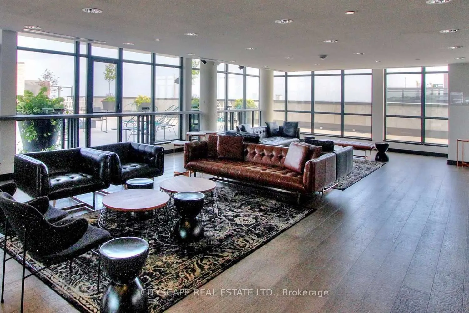 1190 Dundas Street E, #220