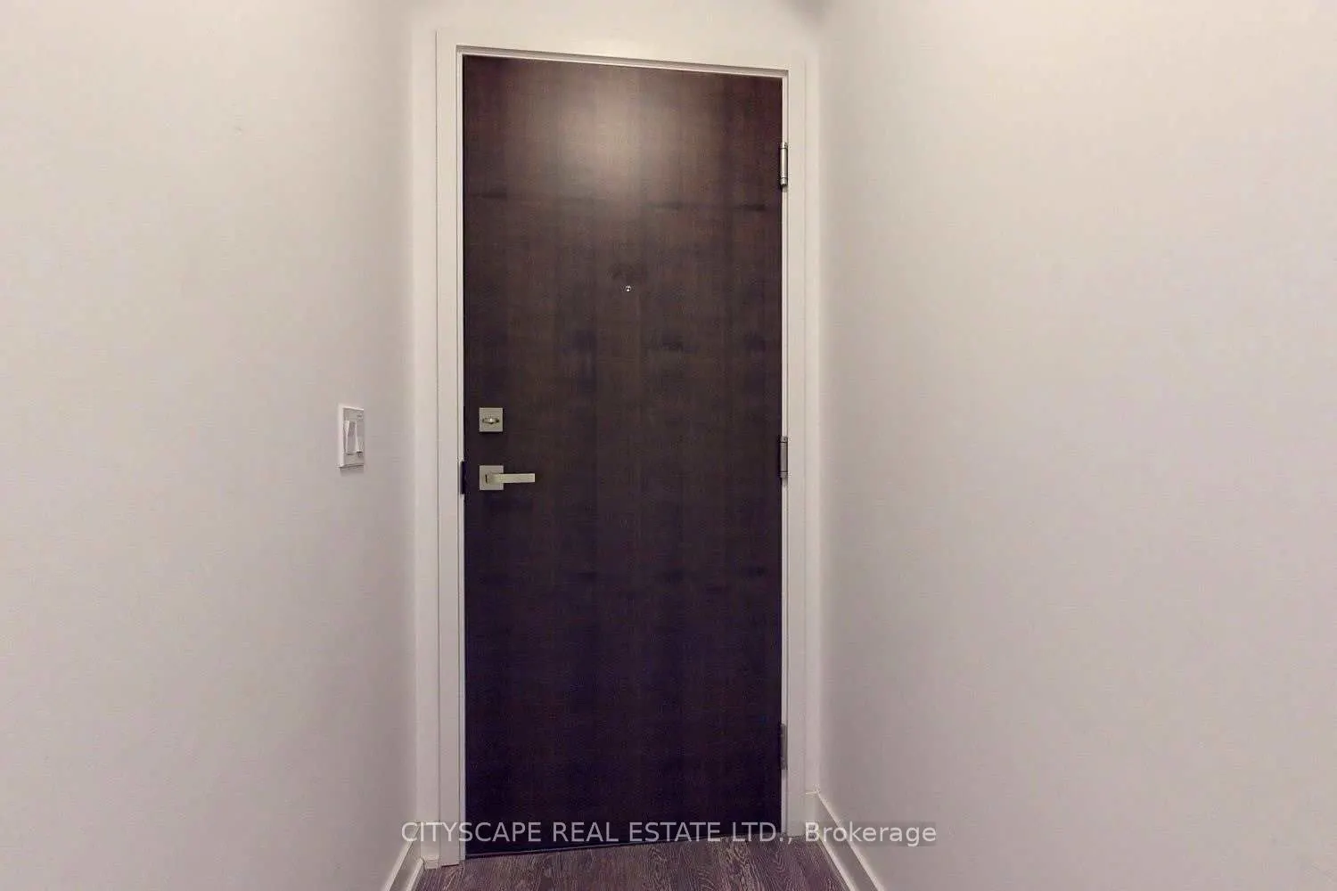 1190 Dundas Street E, #220