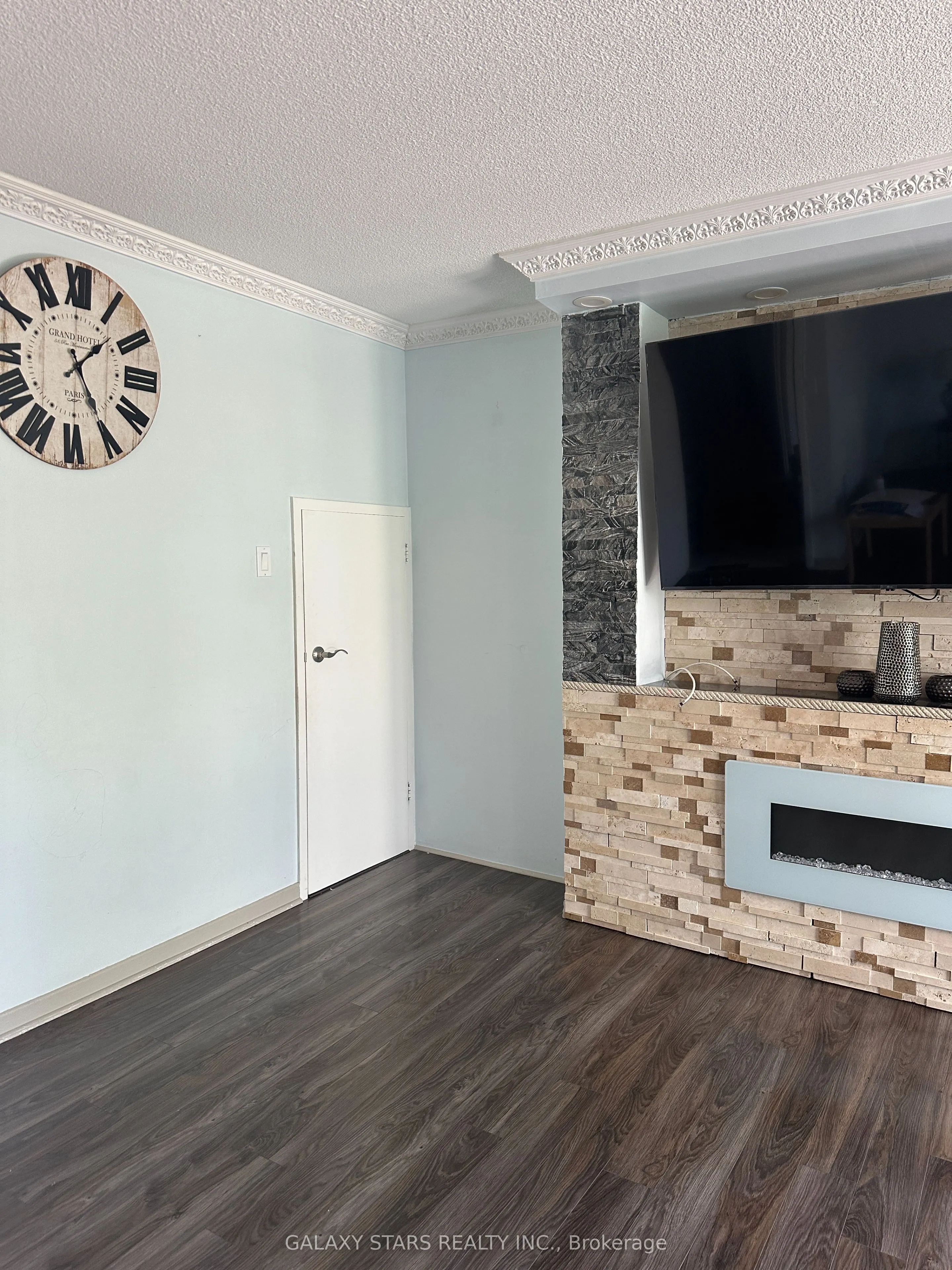 130 Ling Road, #76