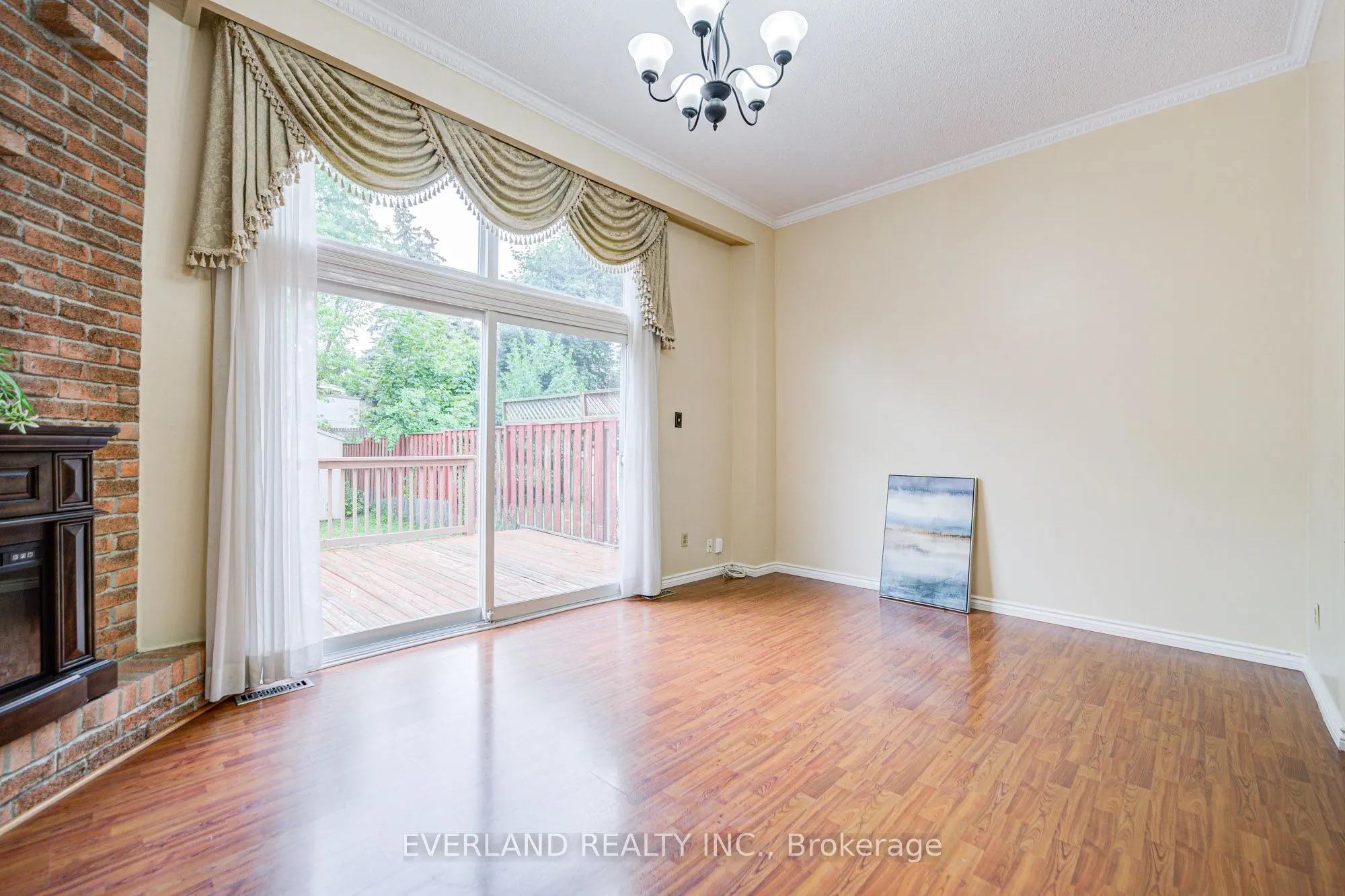 33 Kennaley Crescent