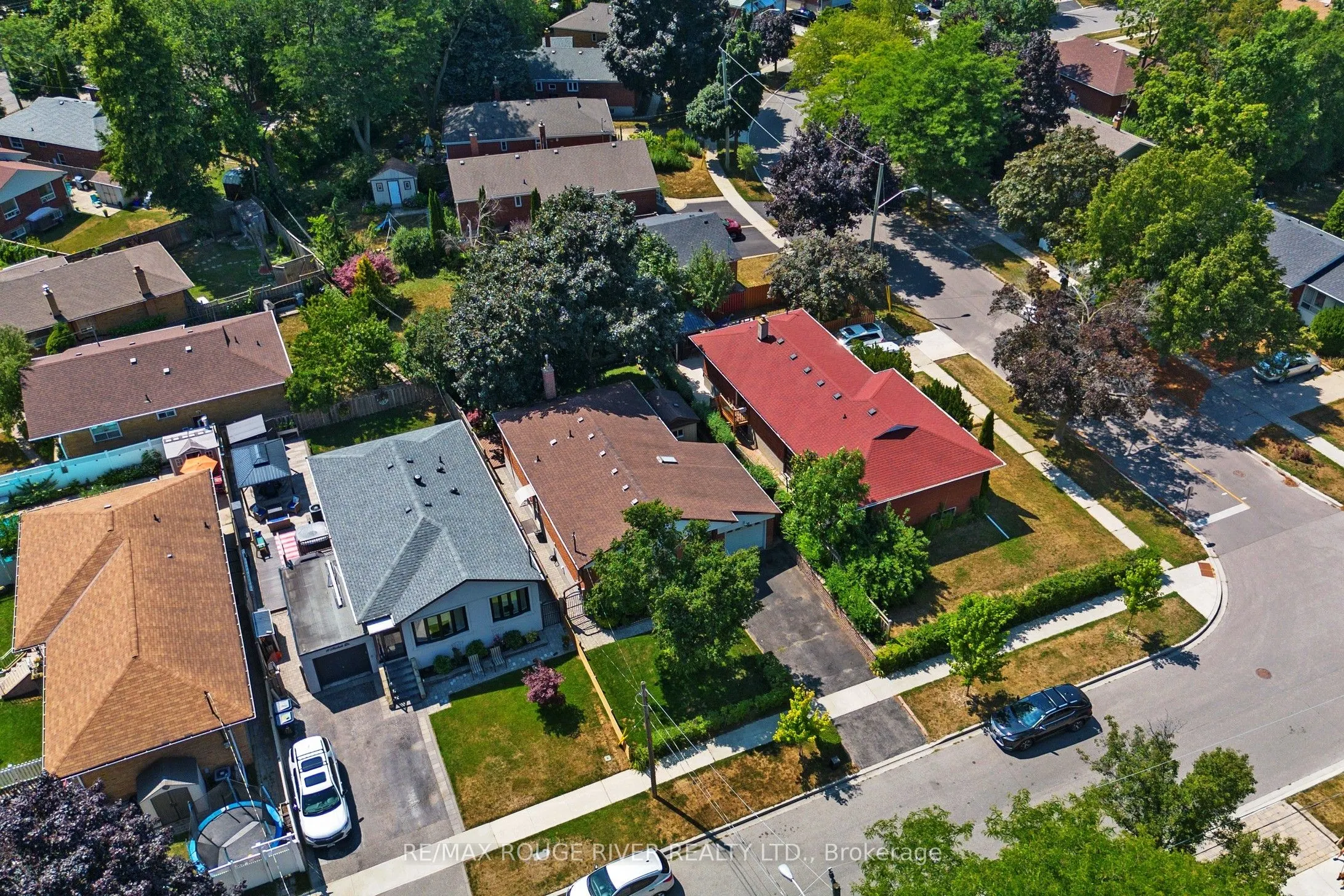 20 Montvale Drive