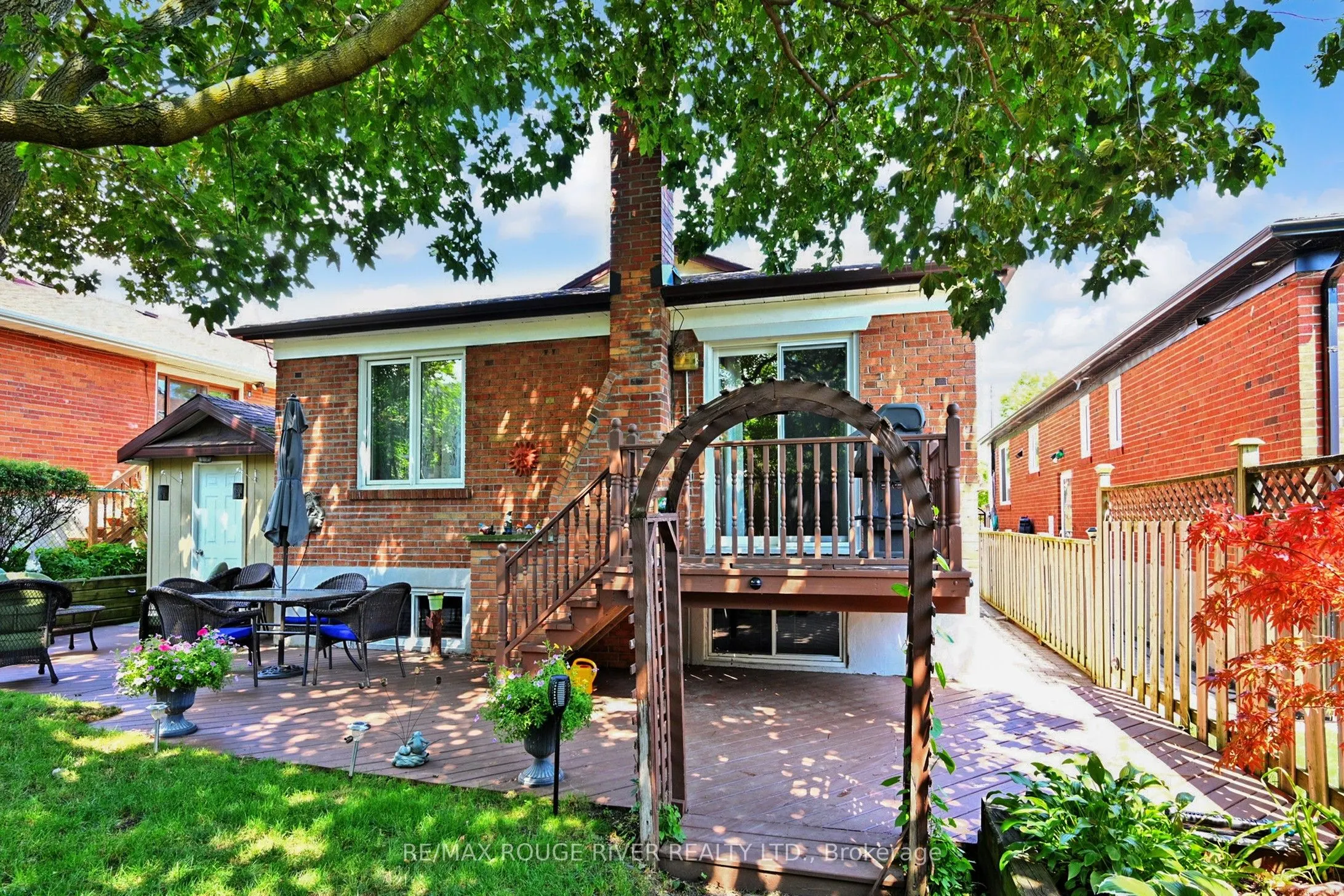 20 Montvale Drive
