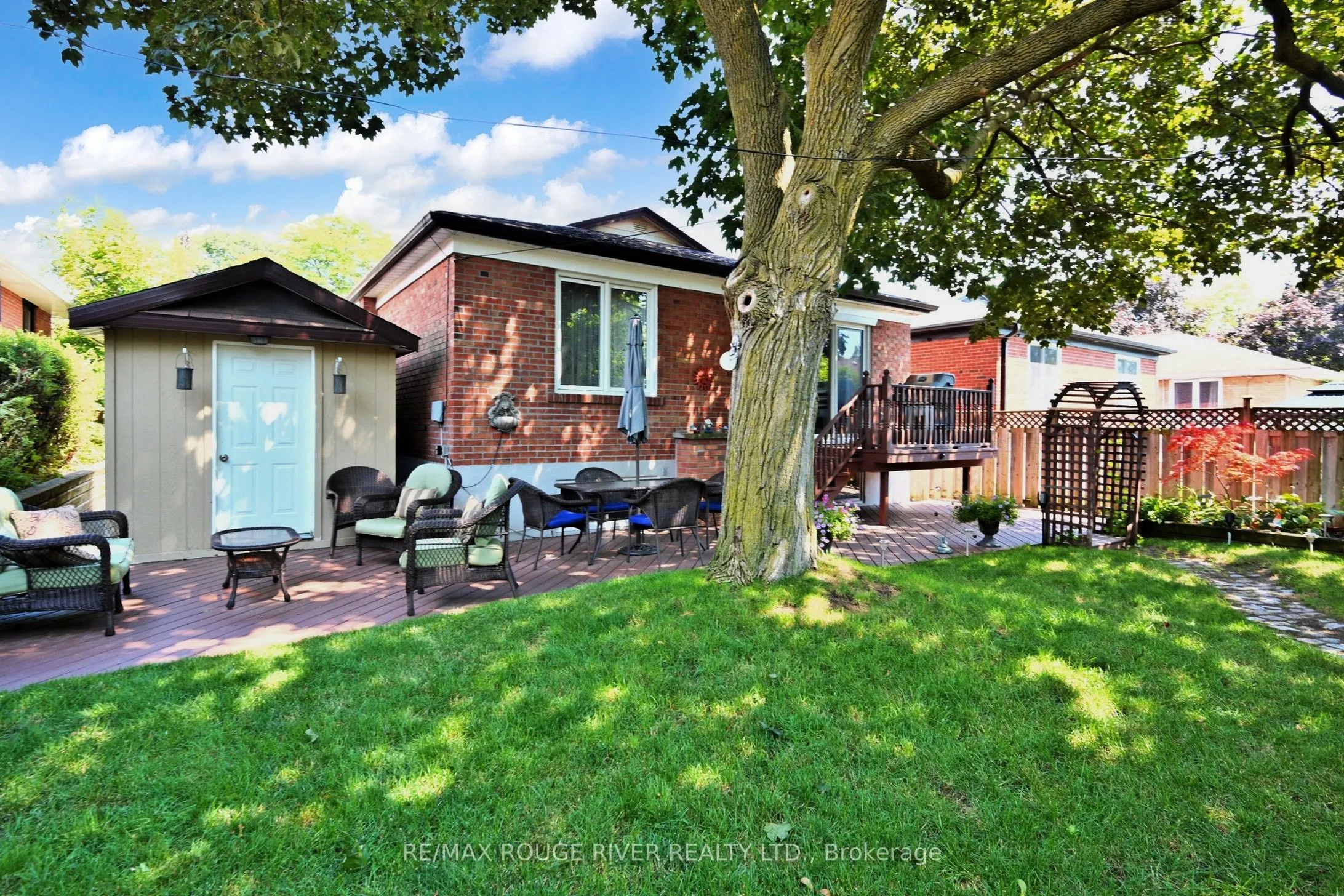 20 Montvale Drive