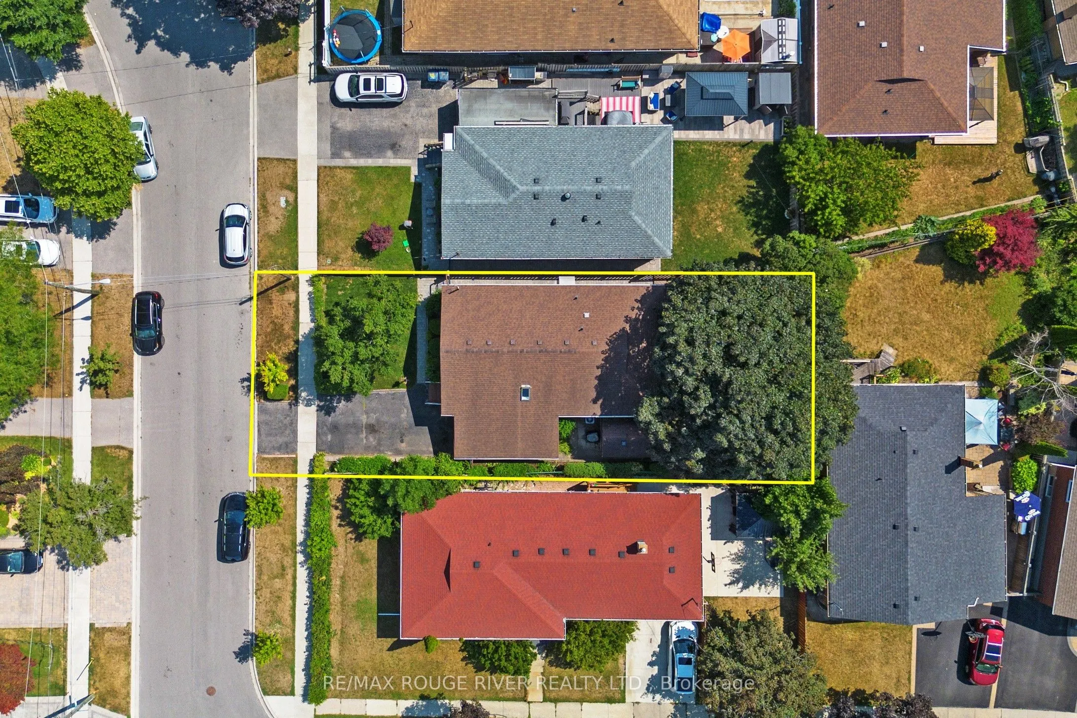 20 Montvale Drive