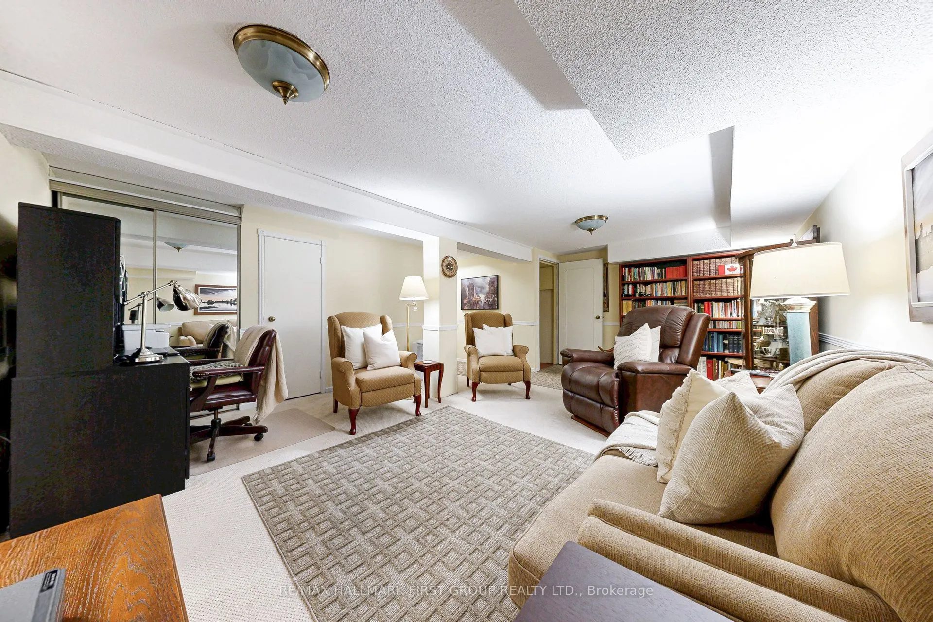 580 Eyer Drive, #105