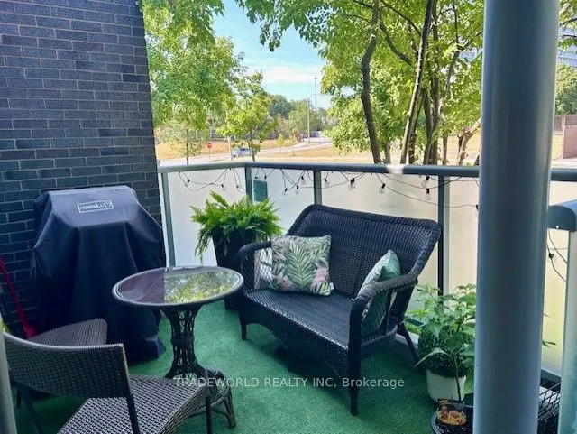 310 Village Green Square, #TH#38