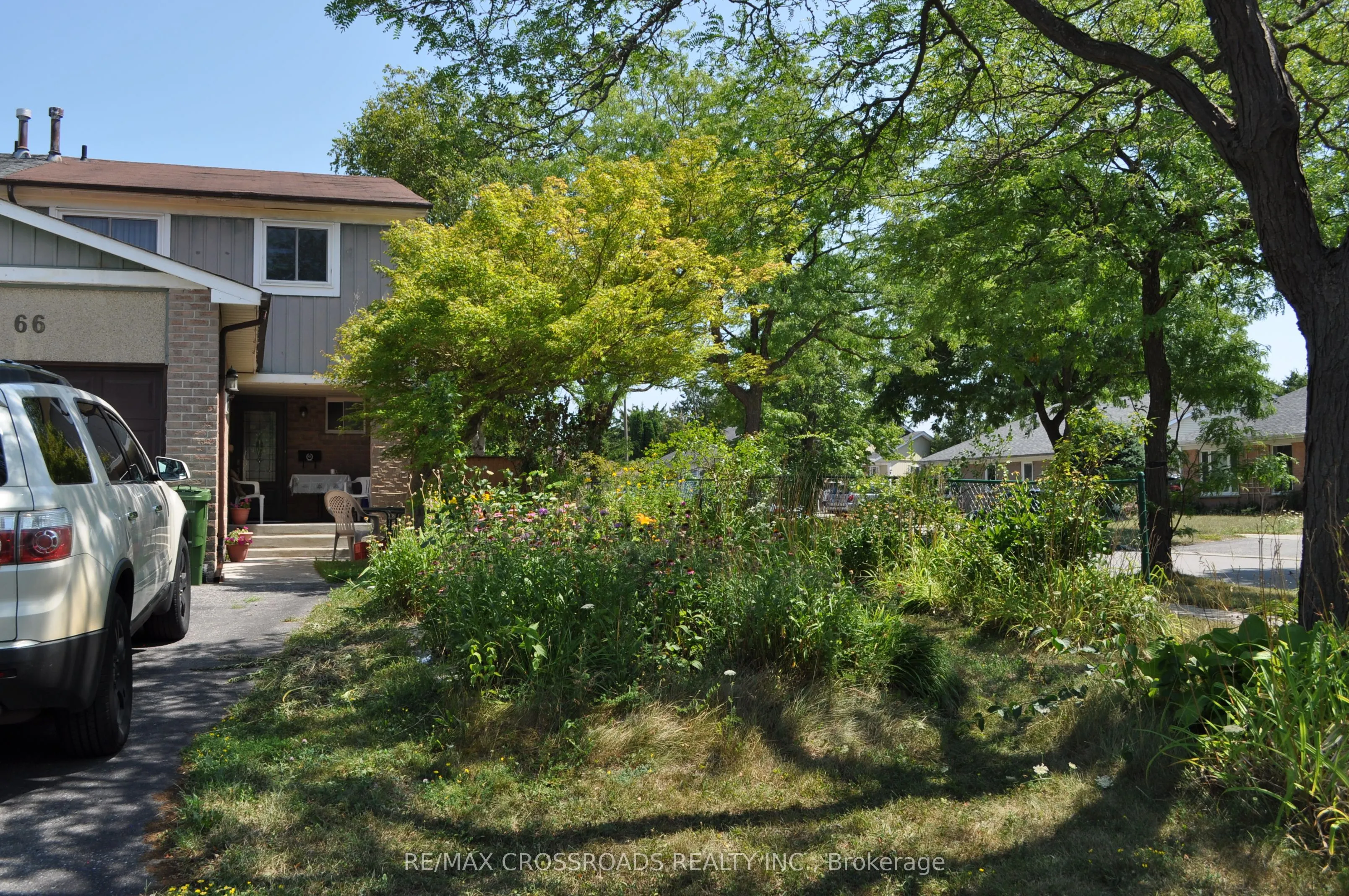 66 Bushwood Court