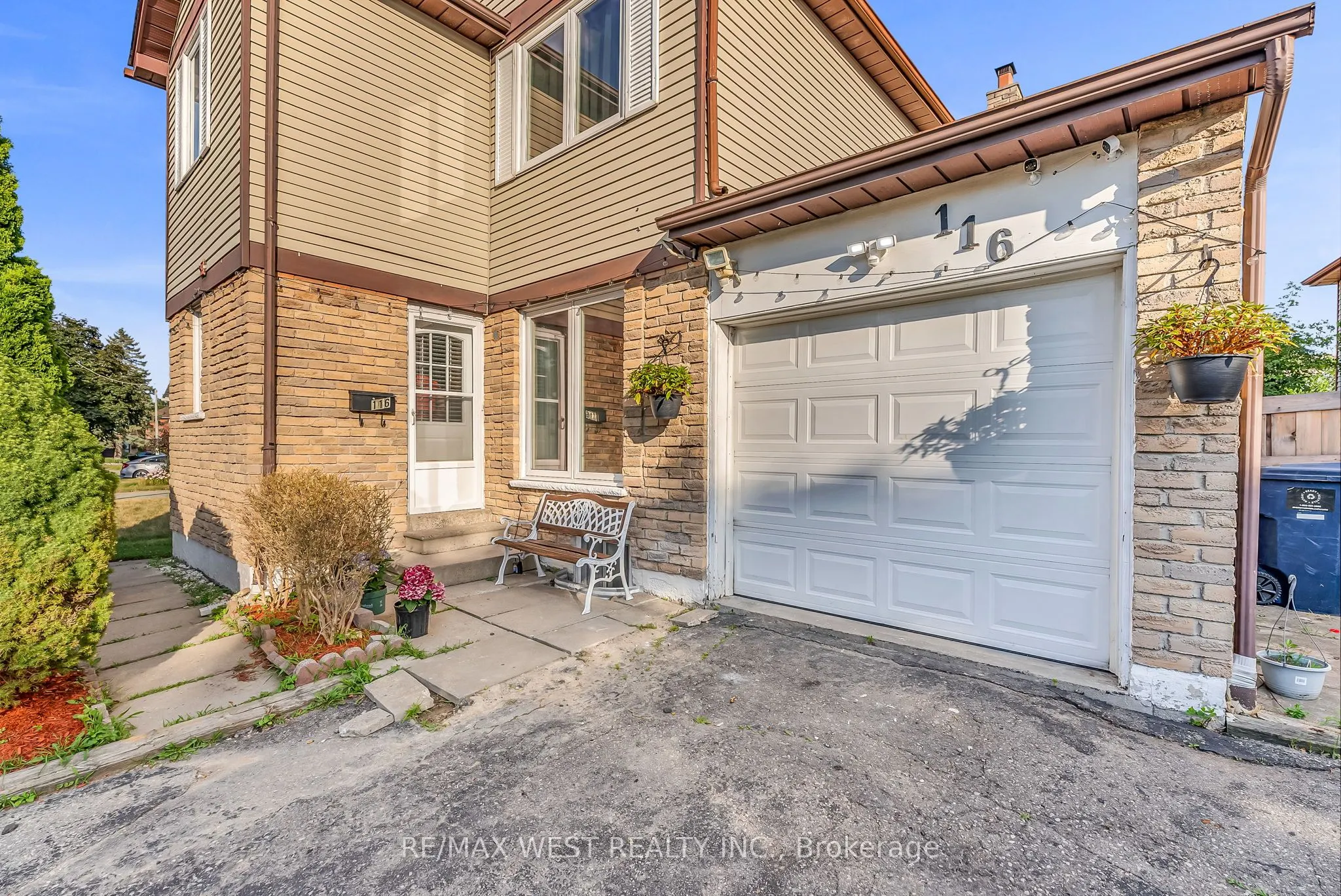 116 FAWCETT Trail